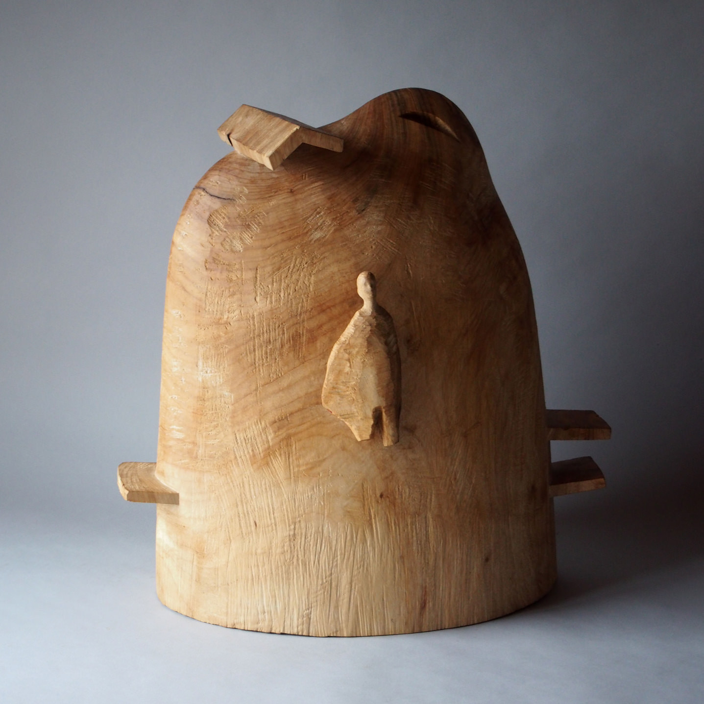 今日は屋根をここに置く